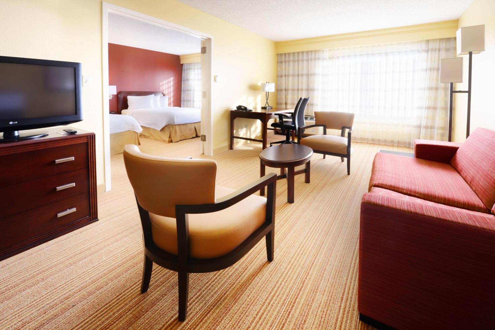 Hotel Courtyard By Marriott Houston Hobby Airport Exterior foto